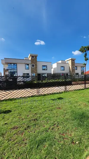 4bdrm Maisonette in 14Th Groove Lenana, Kenyatta Road / Theta for sale