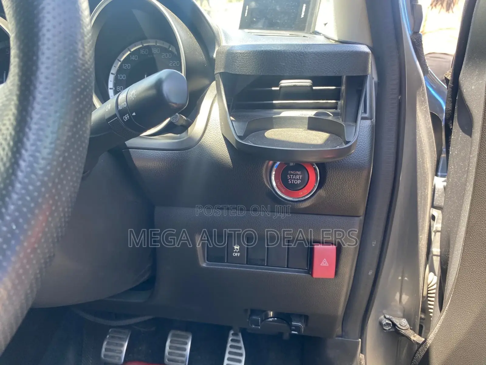 Suzuki Swift 2018 Silver