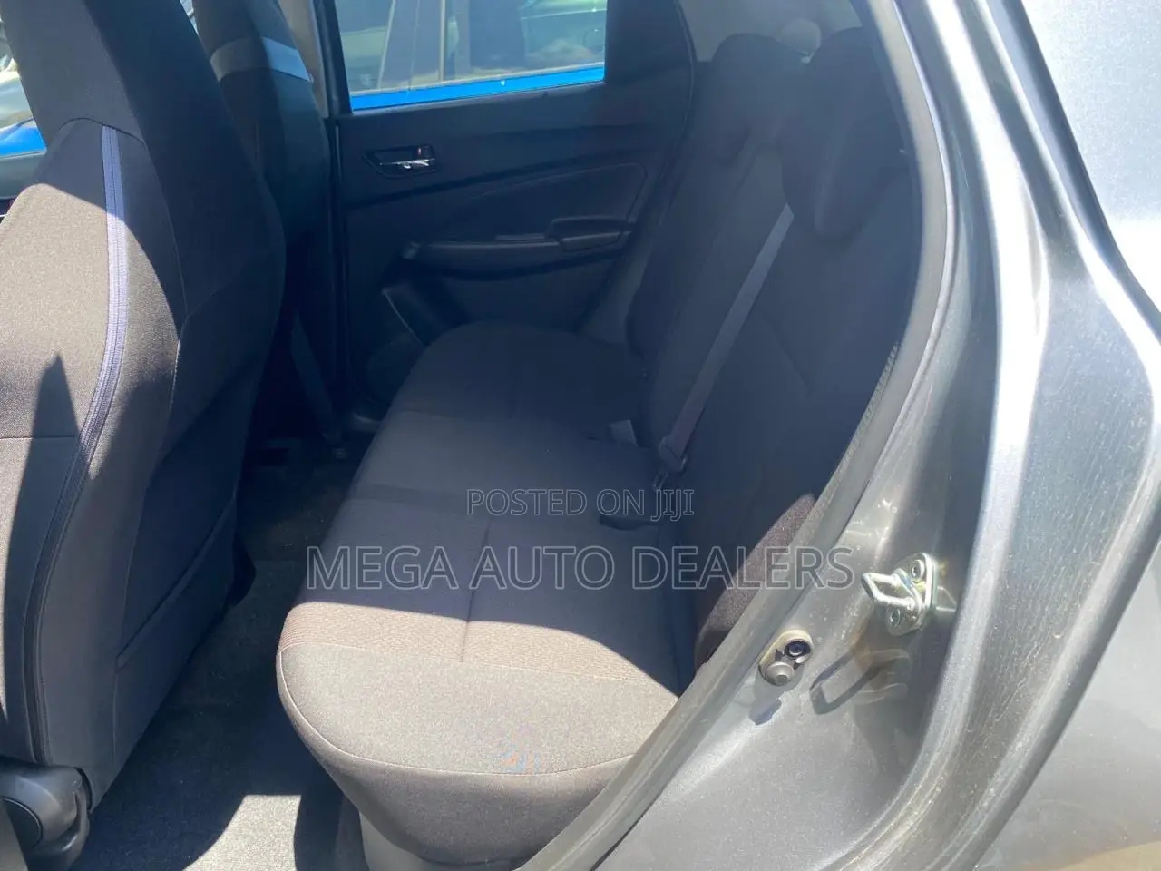 Suzuki Swift 2018 Silver
