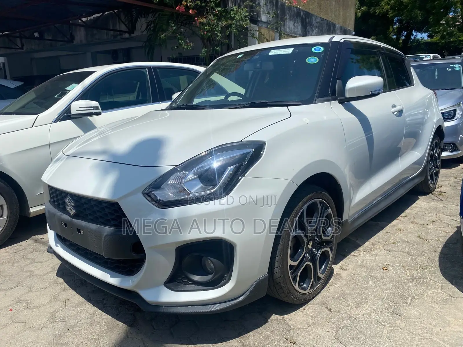 Suzuki Swift 2019 White