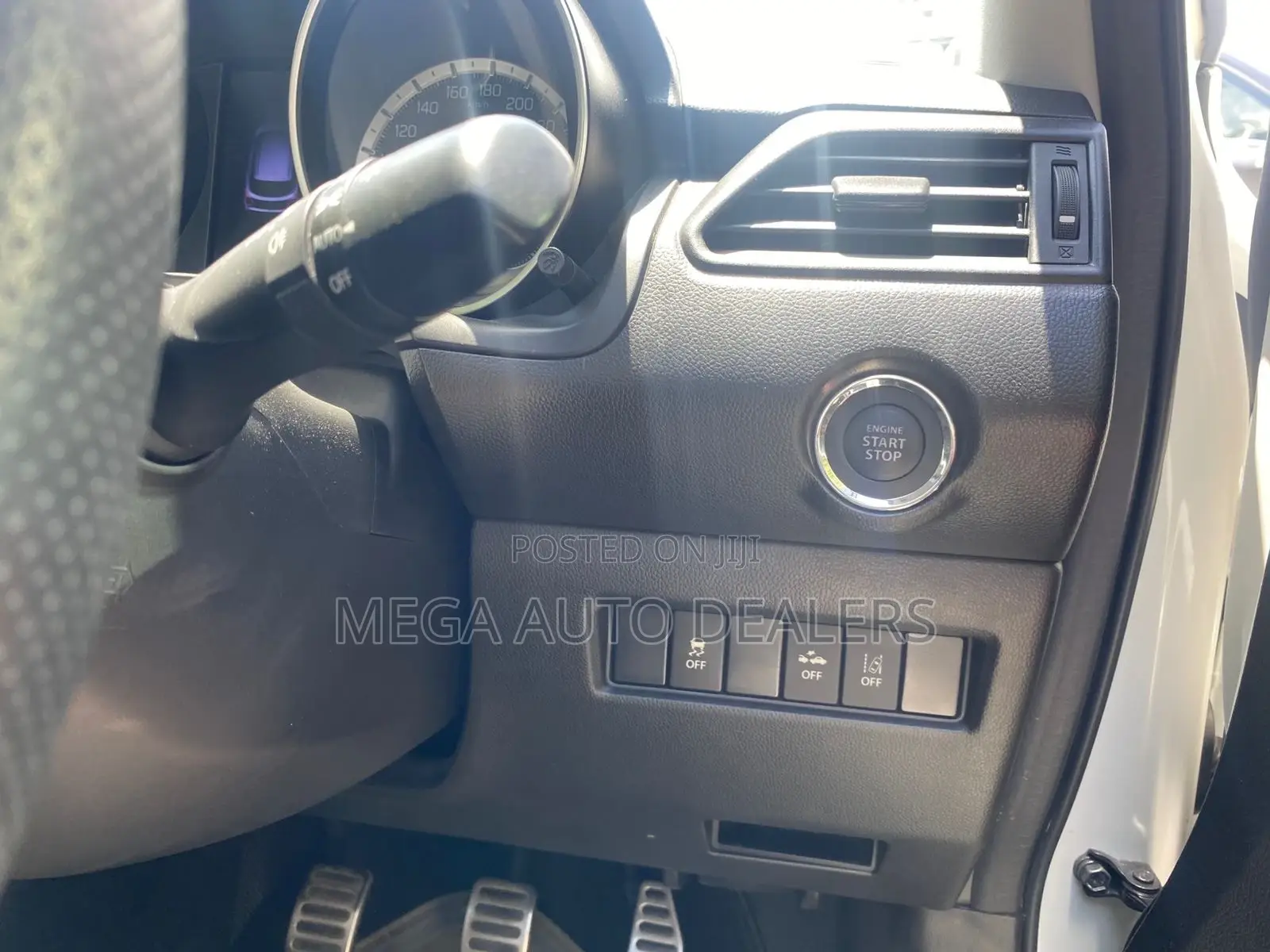 Suzuki Swift 2019 White