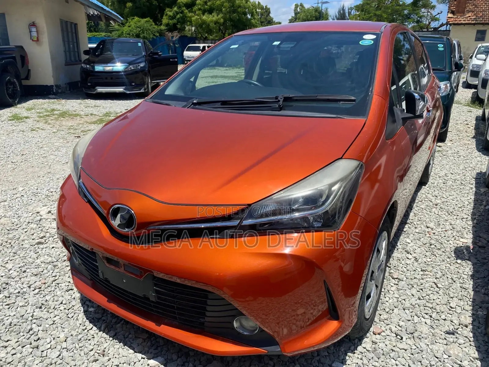 Toyota Vitz 2018 Orange