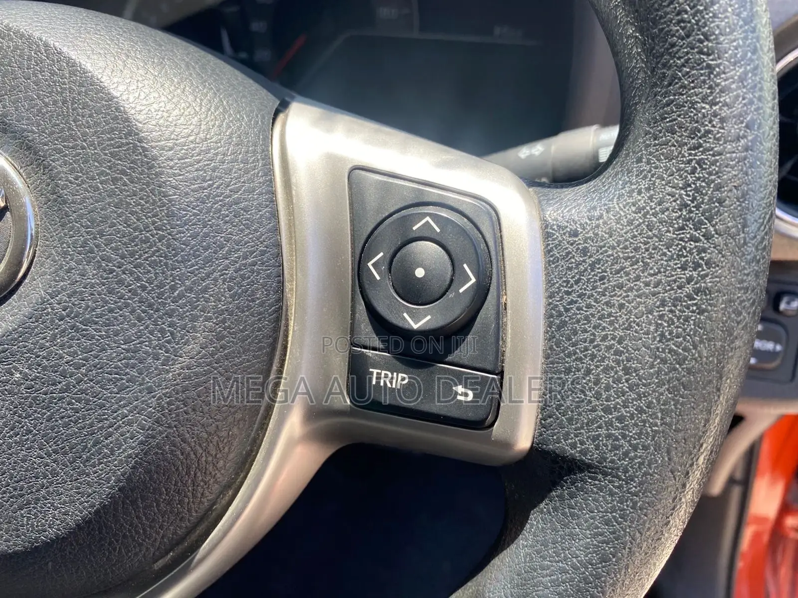Toyota Vitz 2018 Orange