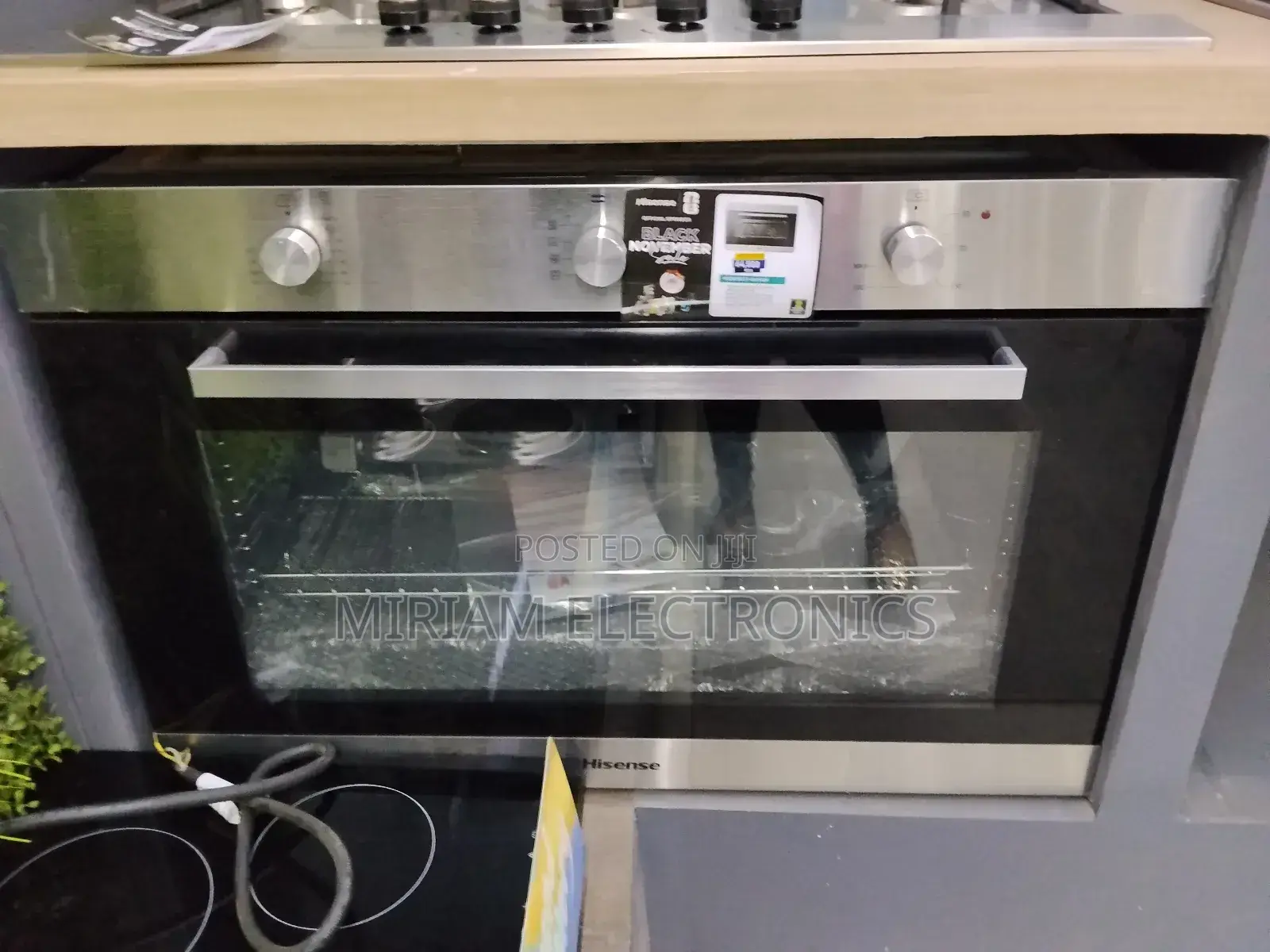 Hisense 90cm Built-in Oven He0901ss03