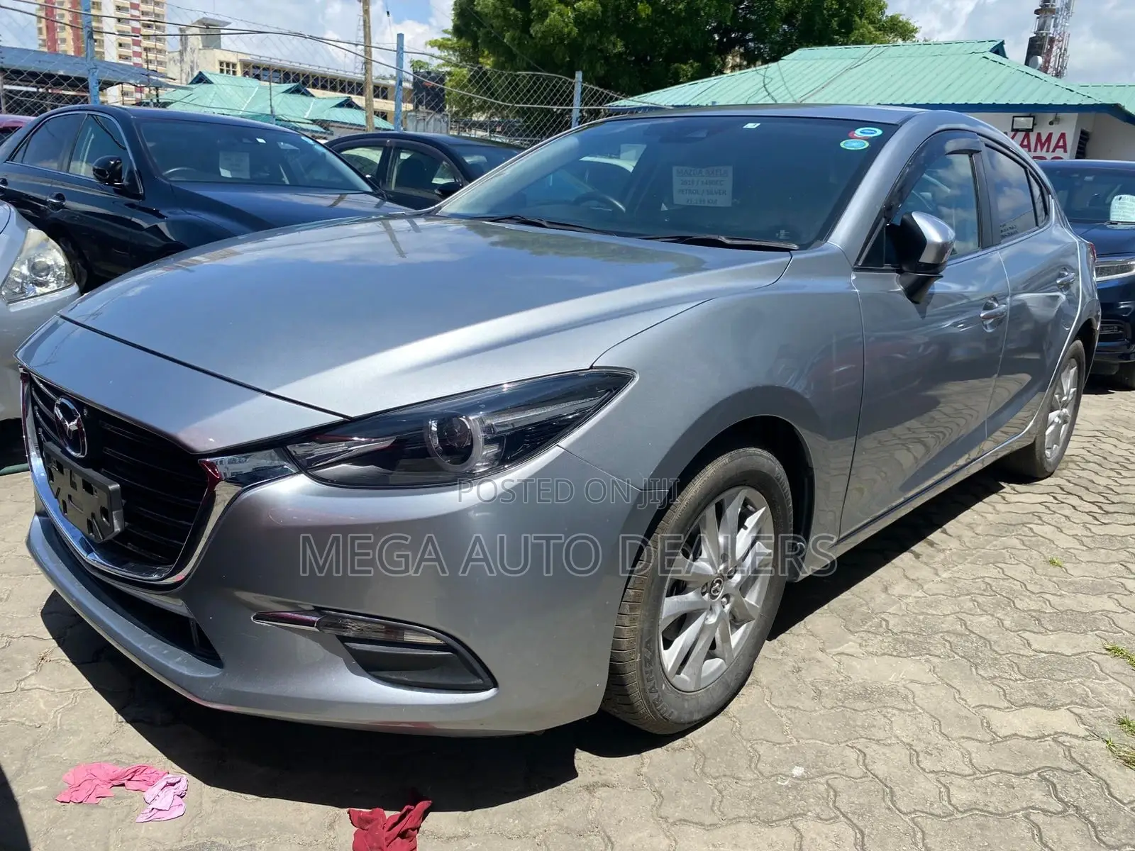 Mazda Axela 2018 Silver