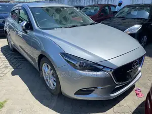 Mazda Axela 2018 Silver