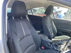 Mazda Axela 2018 Silver