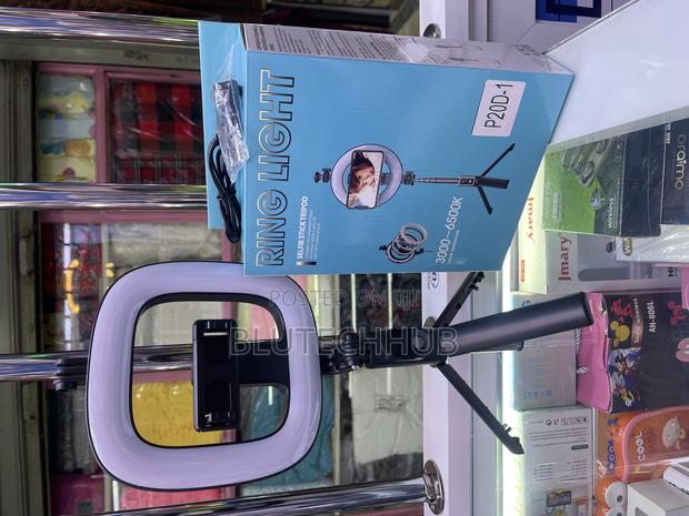Rechargeable Selfie Ring Light With Tripod Phone Holder - thumbnail 3