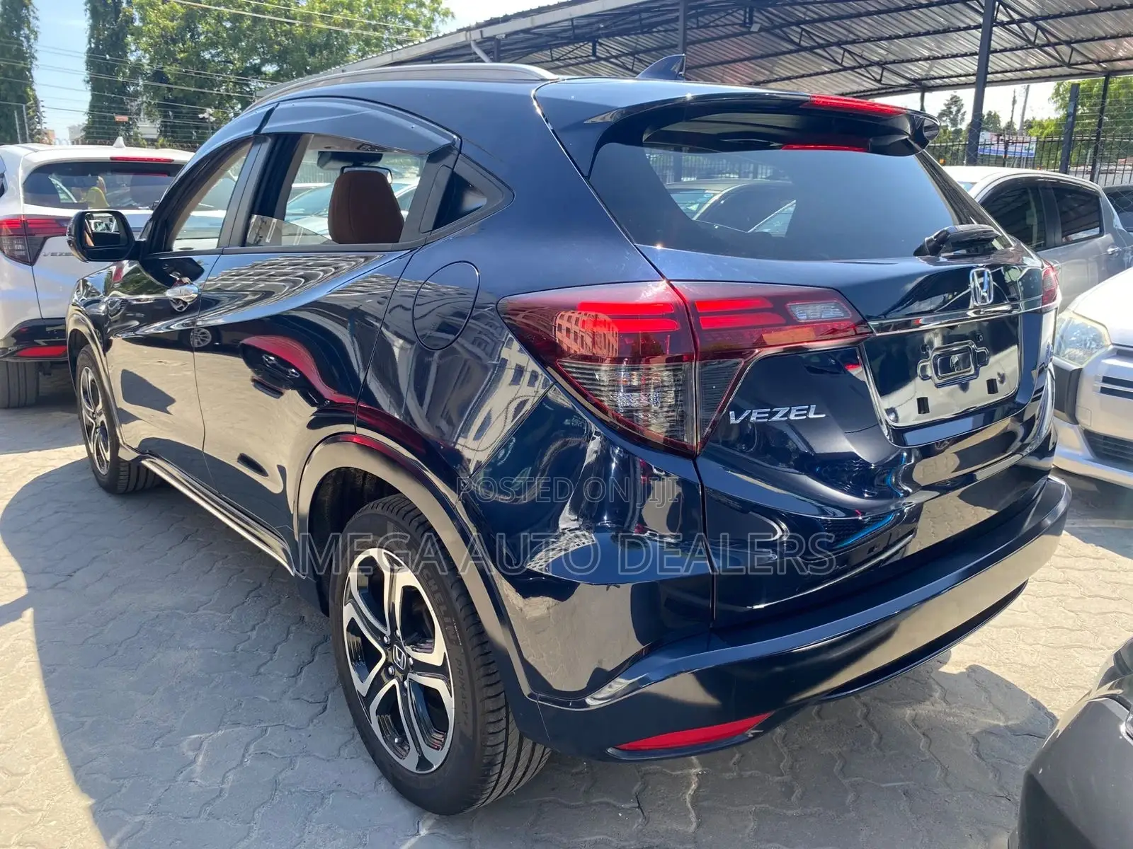 Honda Vezel 2018 Black