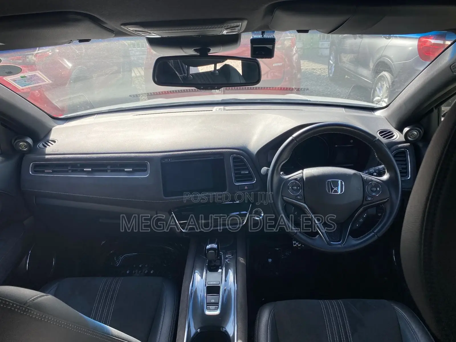 Honda Vezel 2018 White