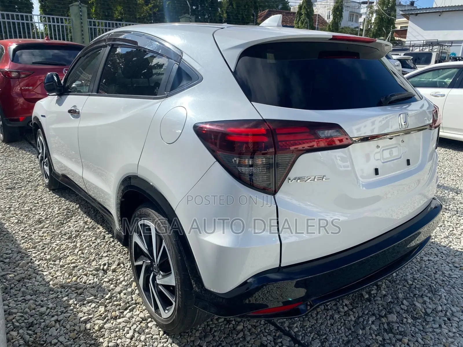Honda Vezel 2018 White