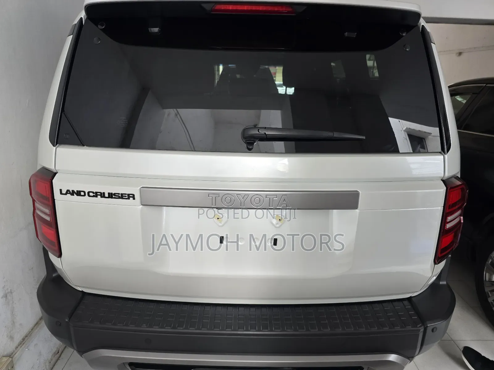 Toyota Land Cruiser Prado 2.8 2025 White