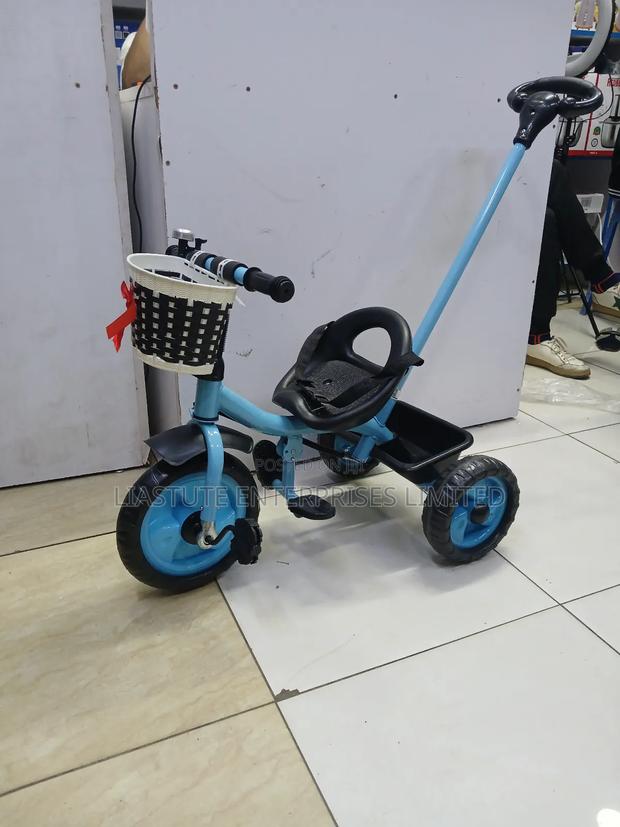 Convertible Kids Trike With Parent Steer Control and Storage - main view