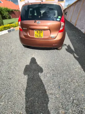 Nissan Note 2016 Orange