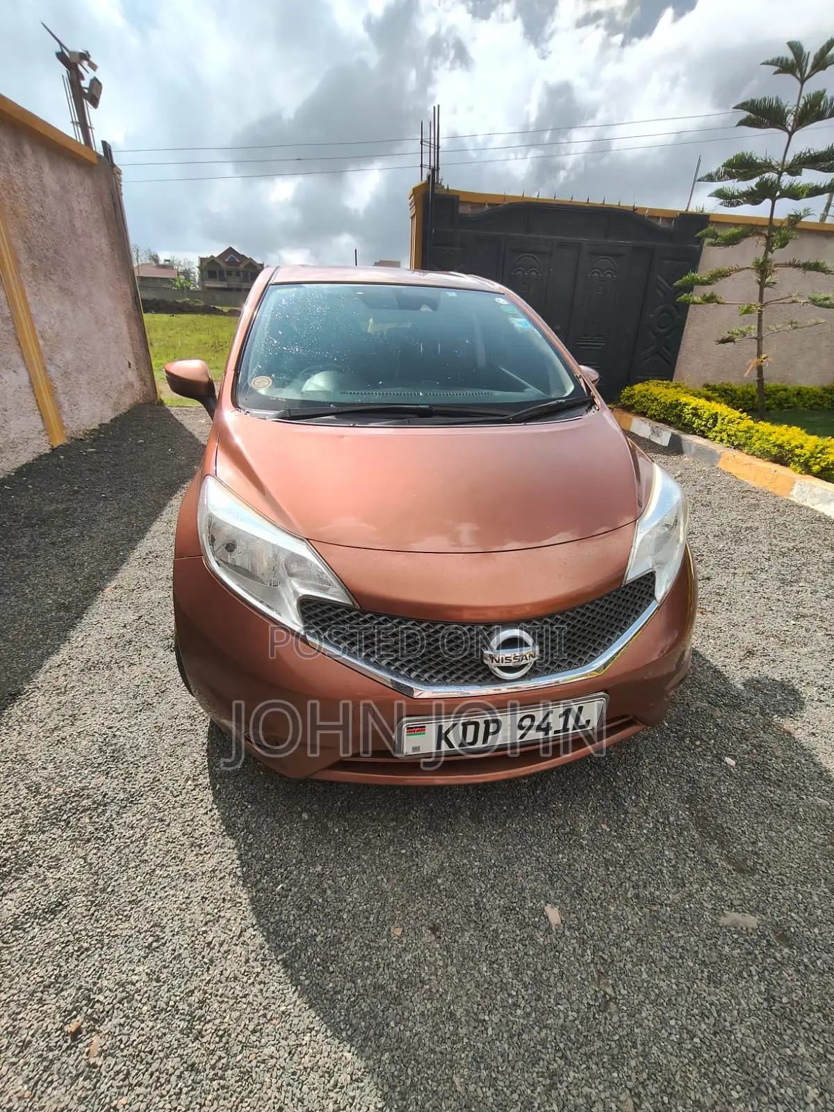 Nissan Note 2016 Orange