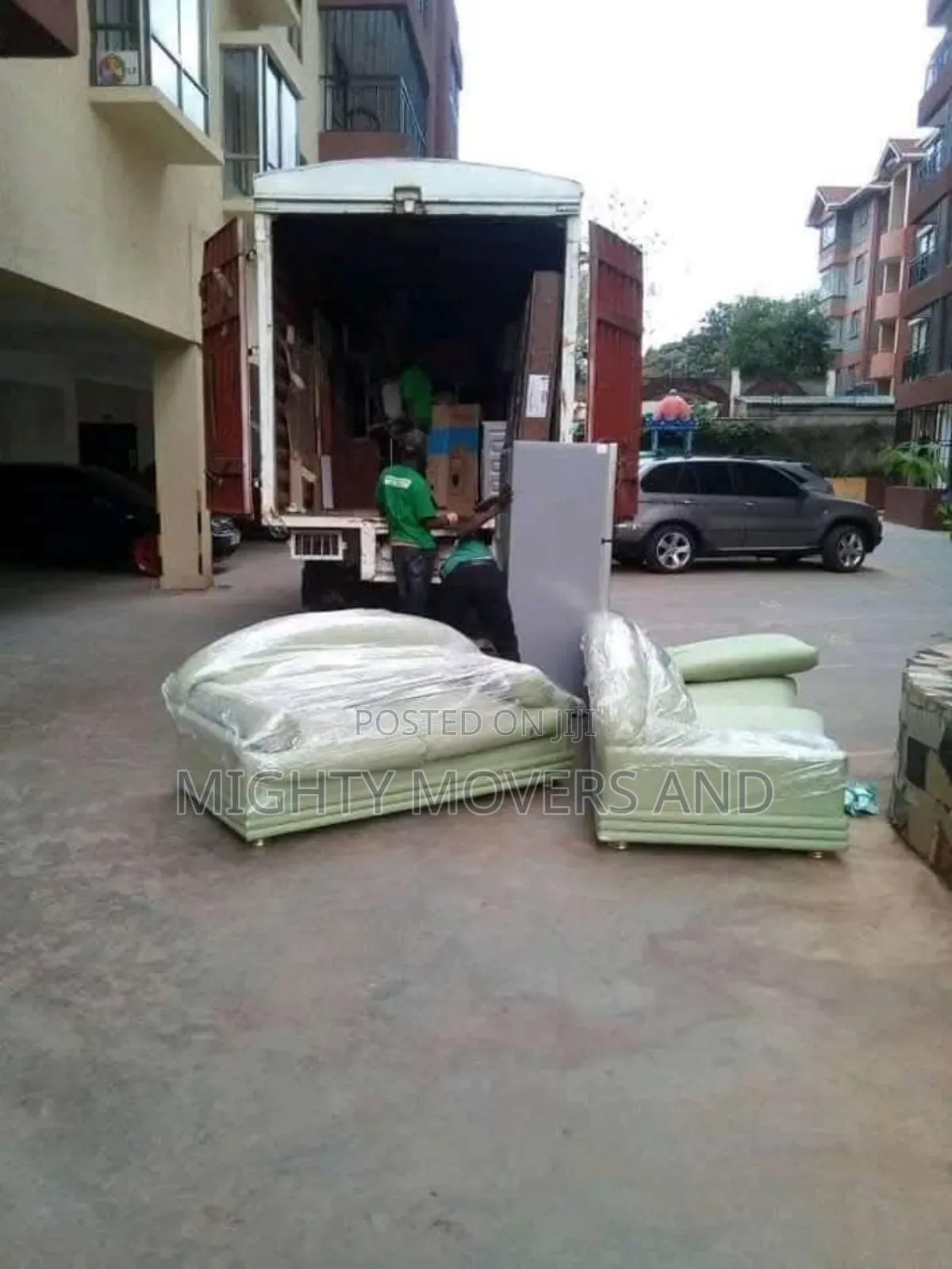 FRR/Fh/Lorries Are Ready for Transport and Country Deliveries