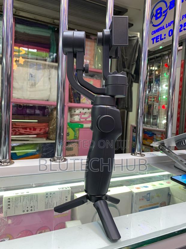 3-Axis Gimbal Stabilizer F10 With Face Tracking Panorama - thumbnail 2
