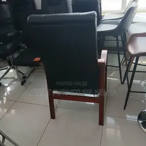 Pulpit Mahoagny High Back Seat
