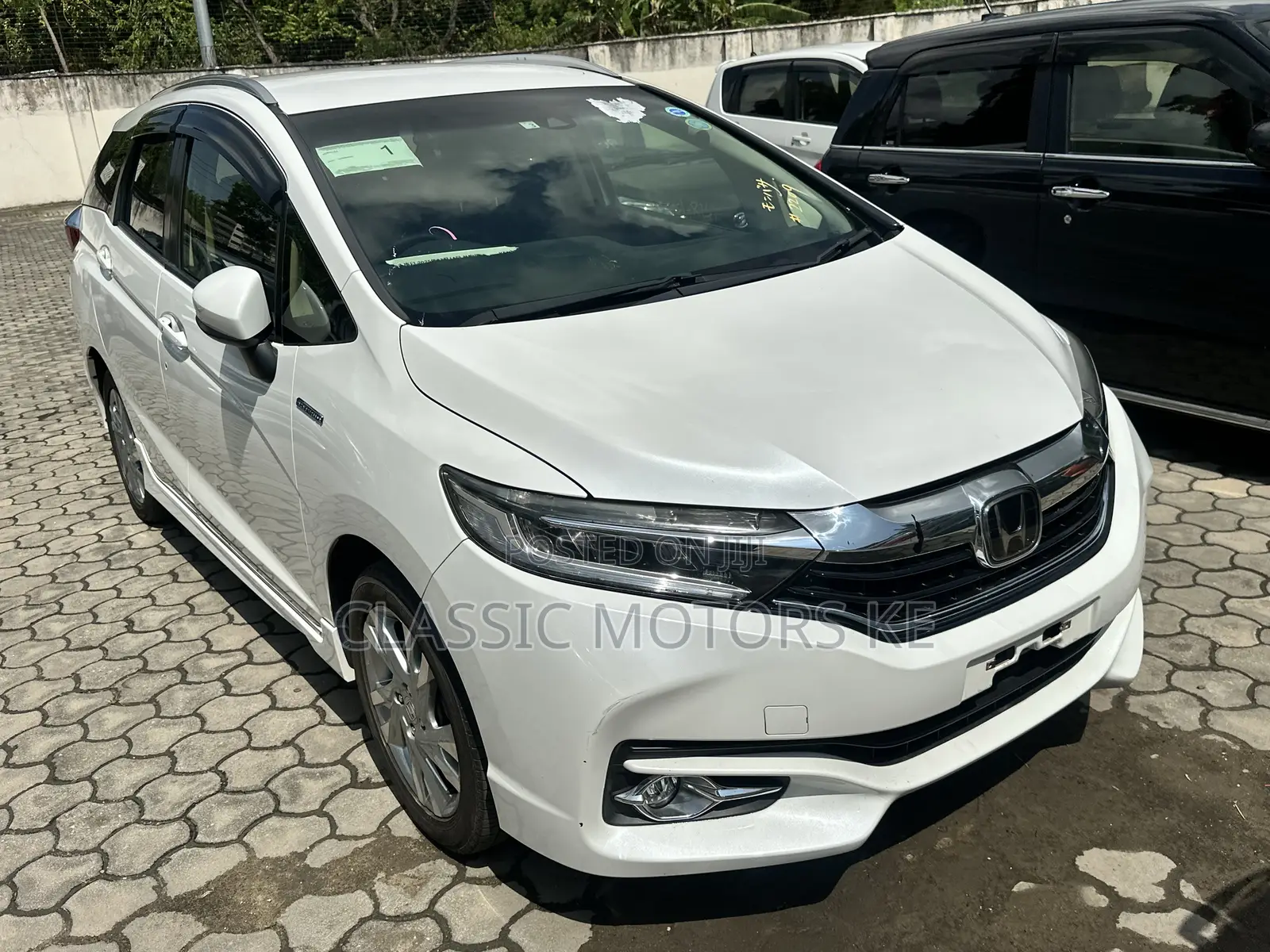 Honda Fit Shuttle 1.5 Hybrid 2WD 2019 White