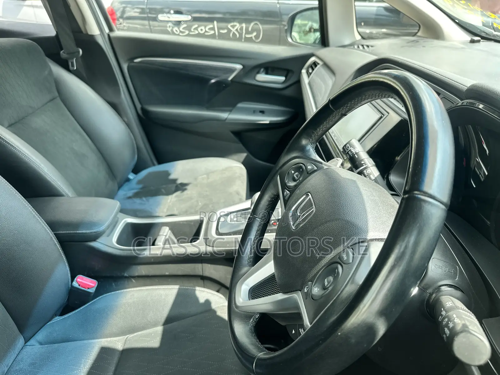 Honda Fit Shuttle 1.5 Hybrid 2WD 2019 White