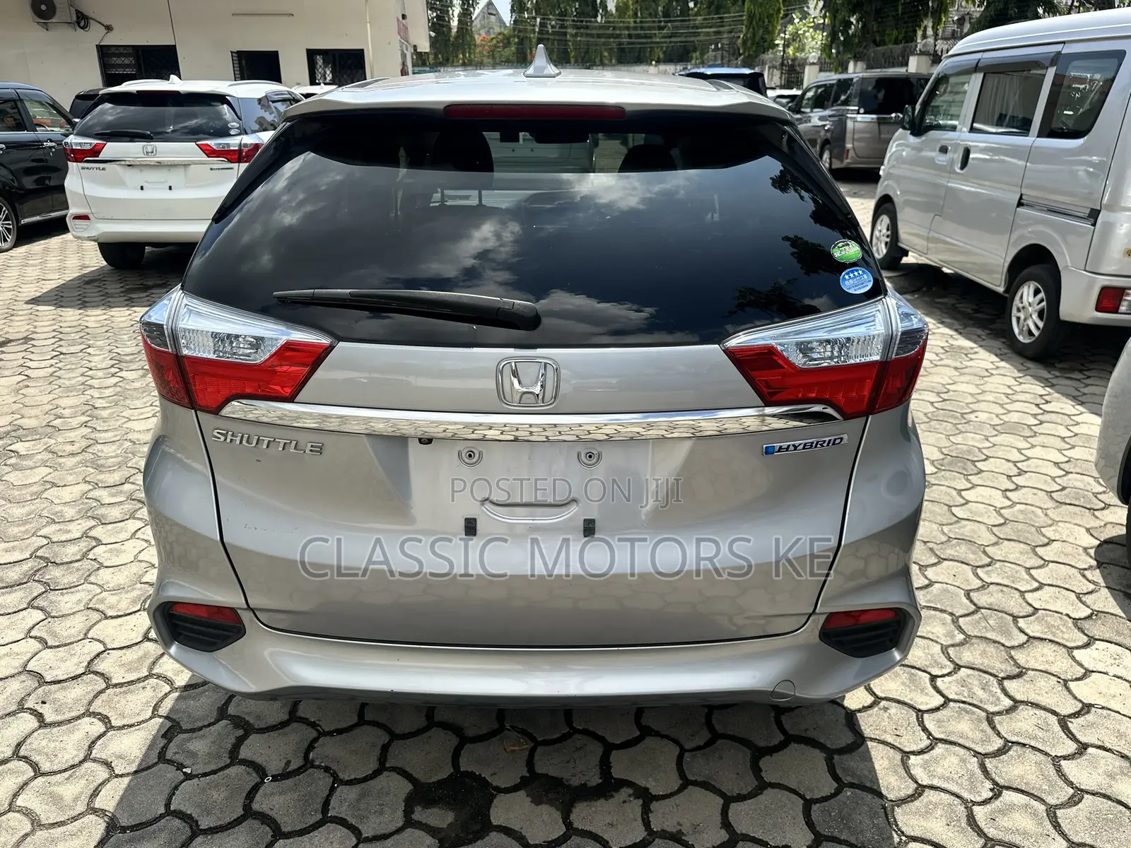 Honda Fit Shuttle 1.5 Hybrid 2WD 2018 Silver