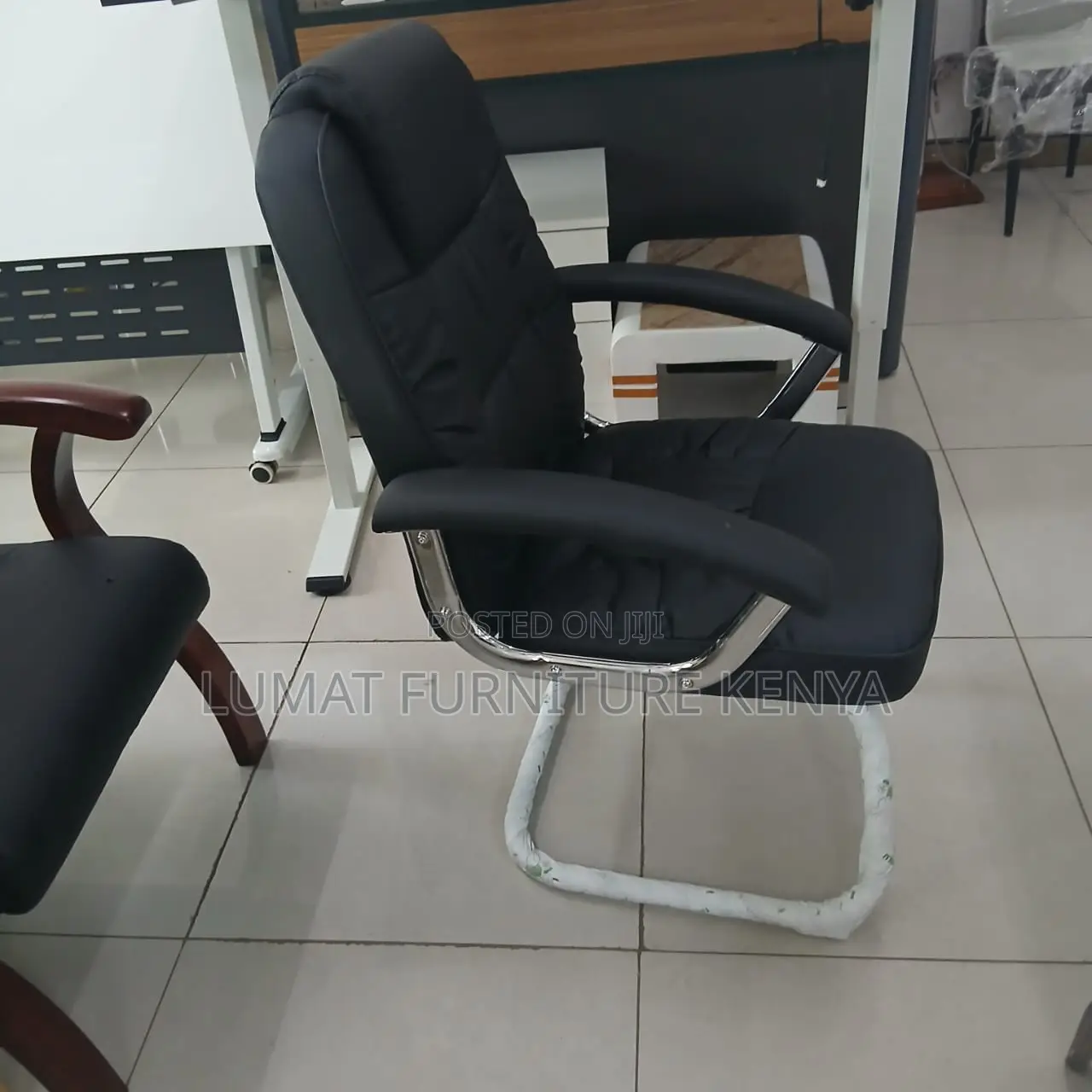 Modern Executive Viistors/Visitors Seat