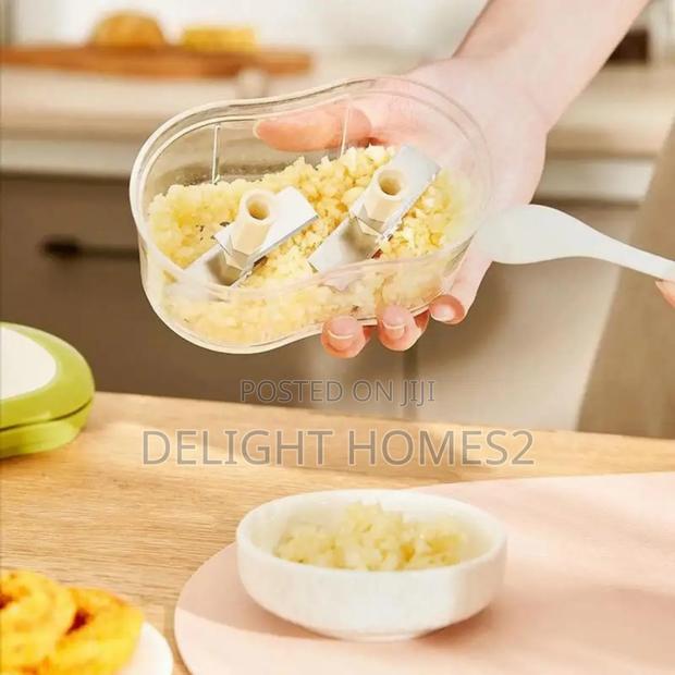 Hand Push Garlic Cutter_pa