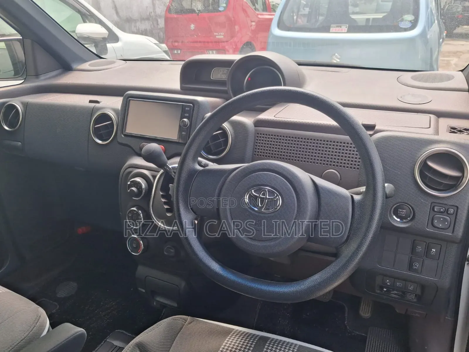 Toyota Spade 1.5 2019 White