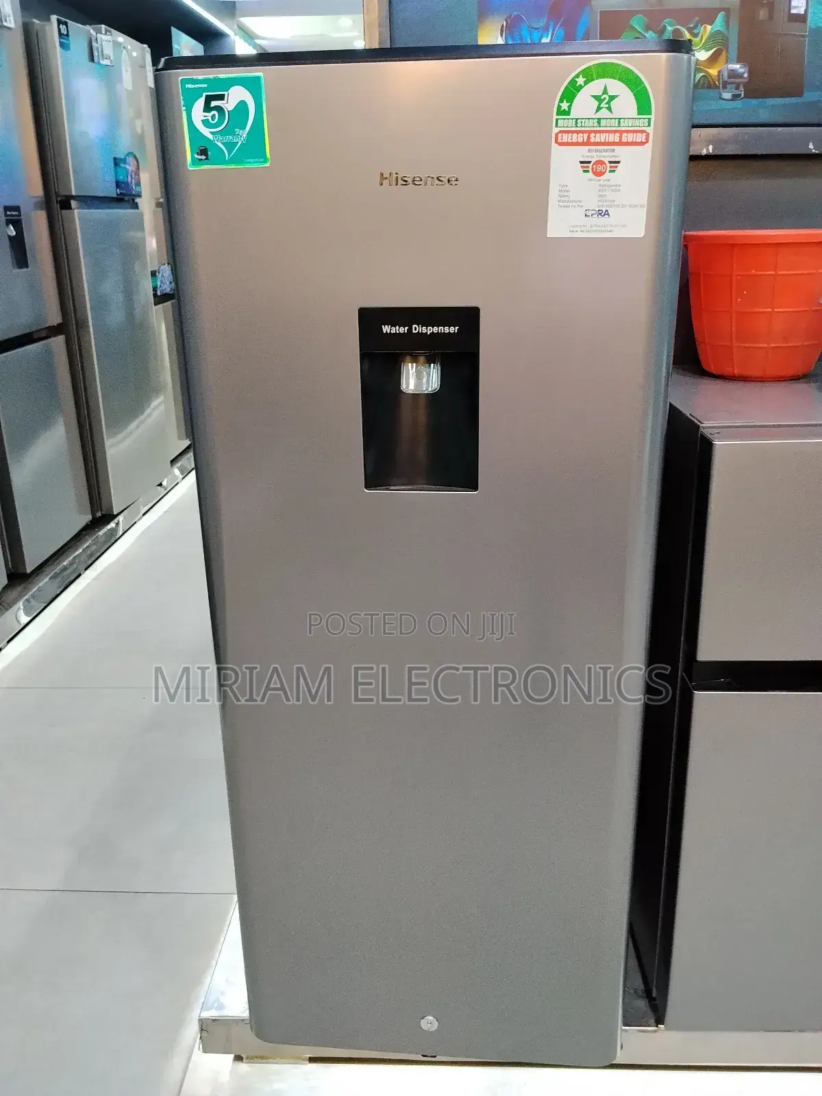 Hisense 176 Liters – Single Door Fridge With Water Dispenser