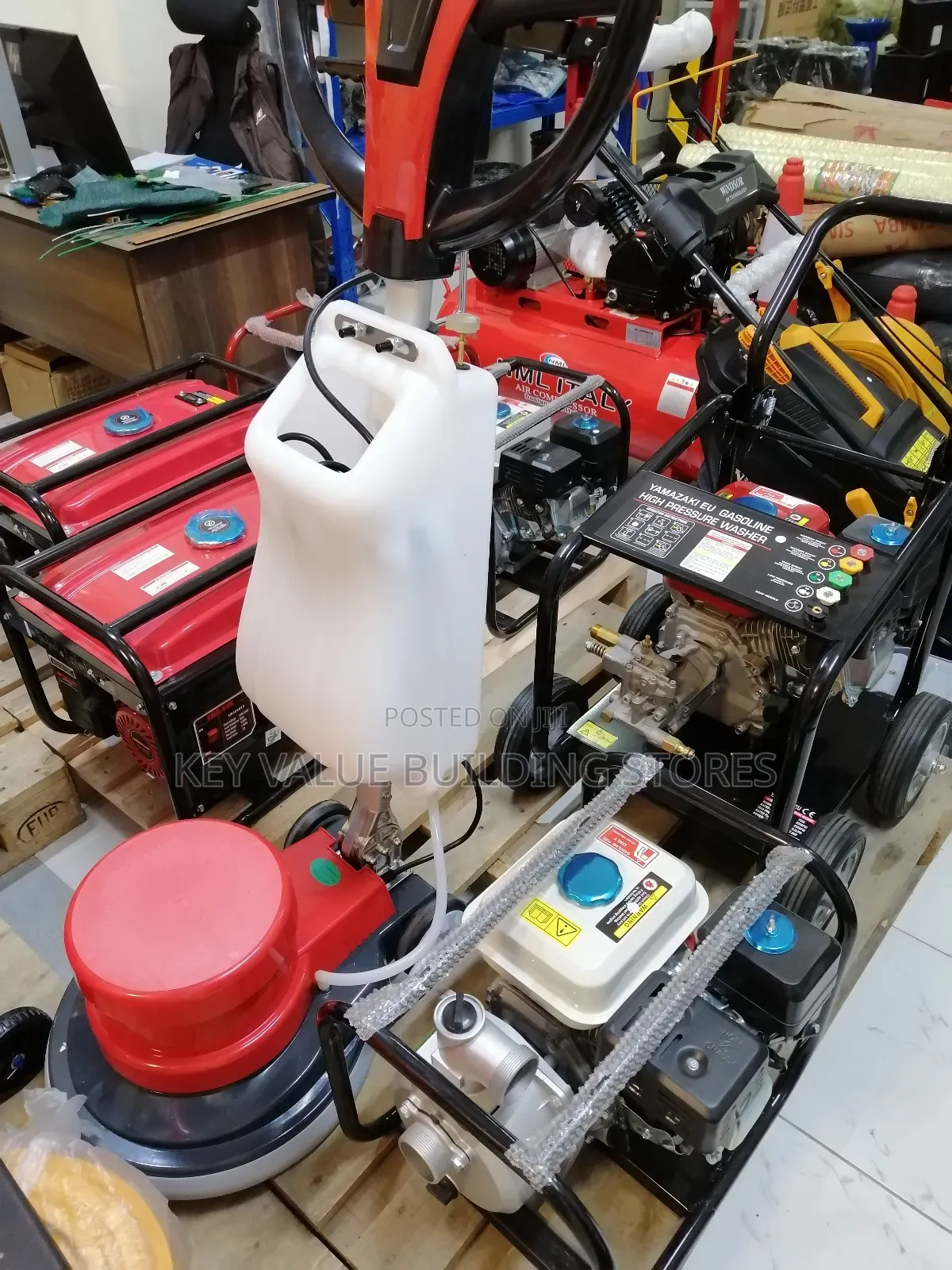 Floor Scrubber Machine