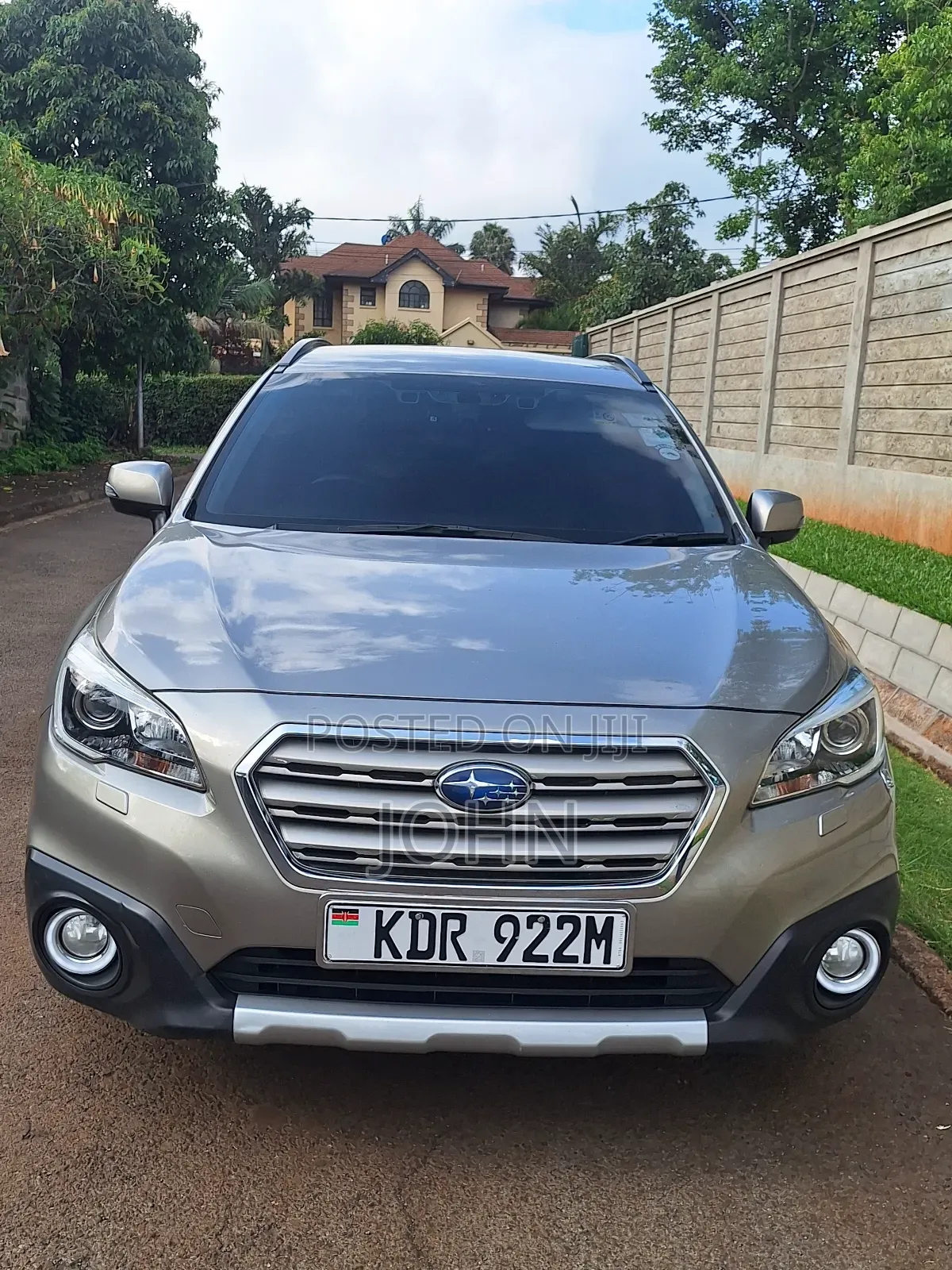 Subaru Outback 2.5i Premium AWD 2017 Gold