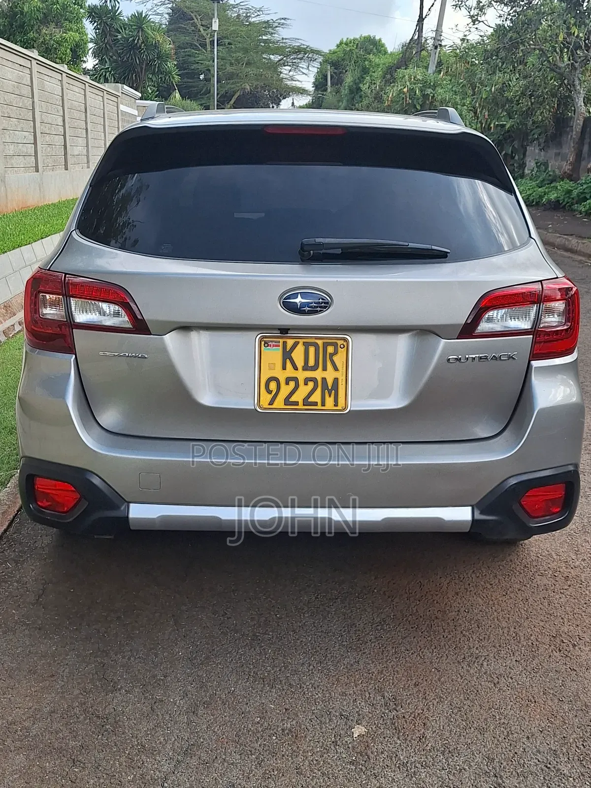 Subaru Outback 2.5i Premium AWD 2017 Gold