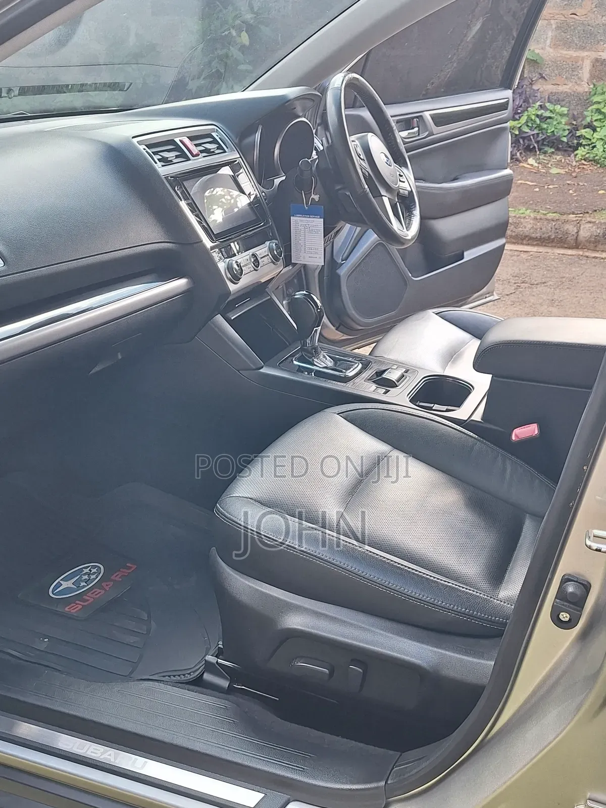 Subaru Outback 2.5i Premium AWD 2017 Gold