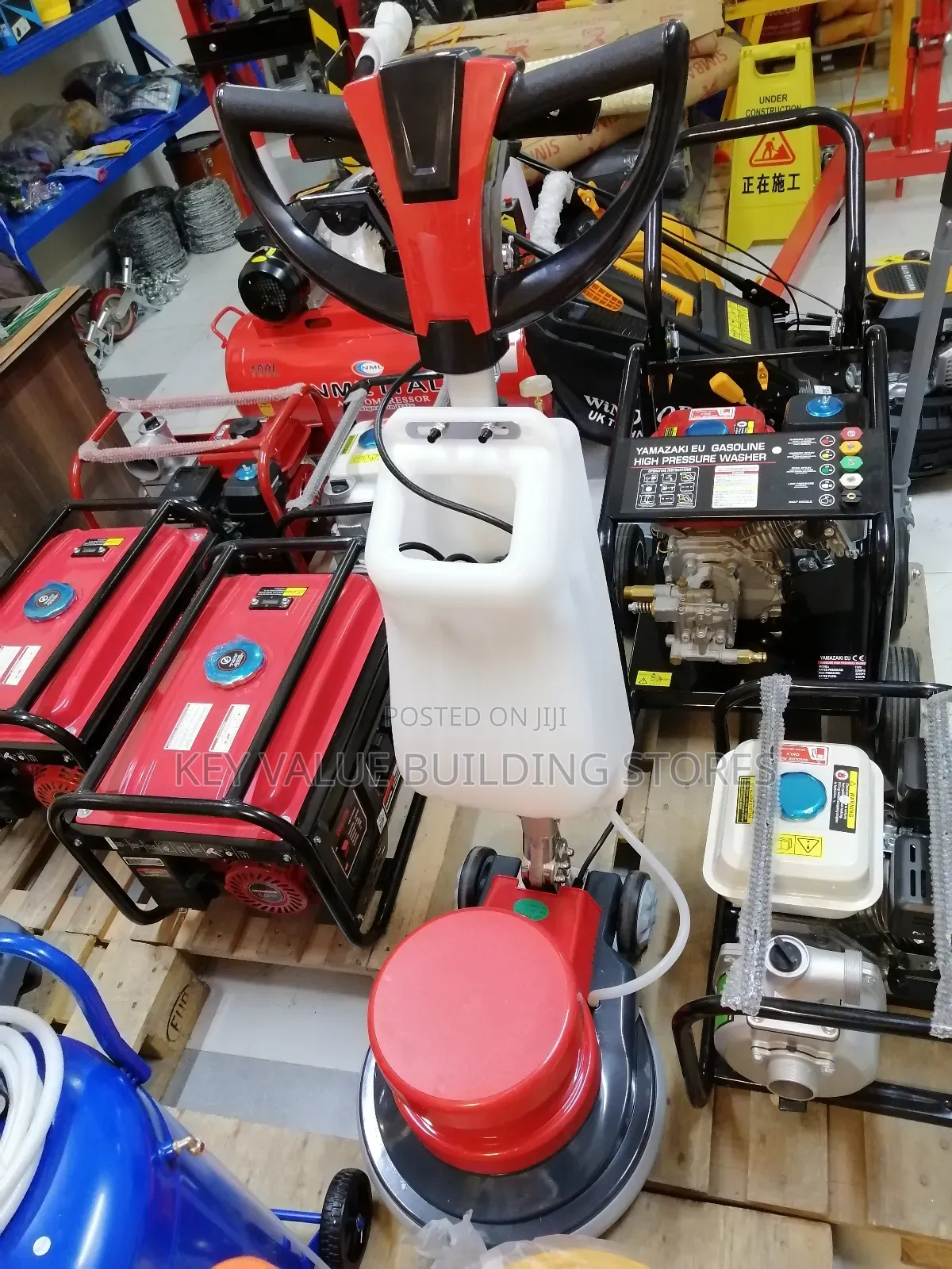 High Quality Floor Scrubber Machine