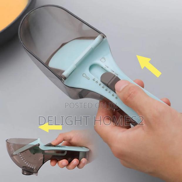 Adjustable Graduated Measuring Cup_cu - thumbnail 2