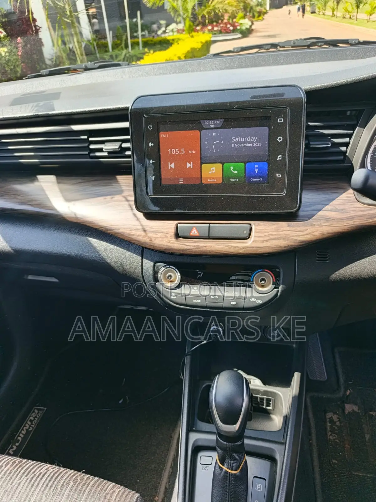 Toyota Rumion 1.5 FWD 2022 Maroon