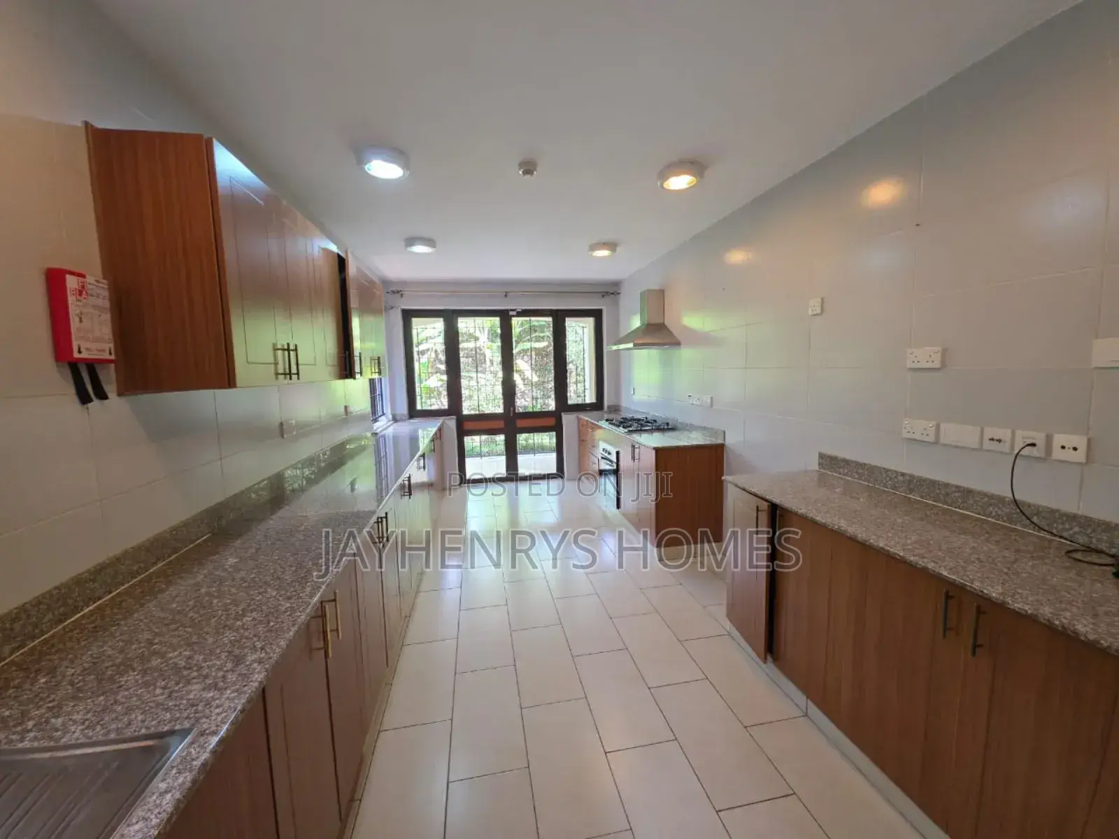 4bdrm Villa in Runda for rent