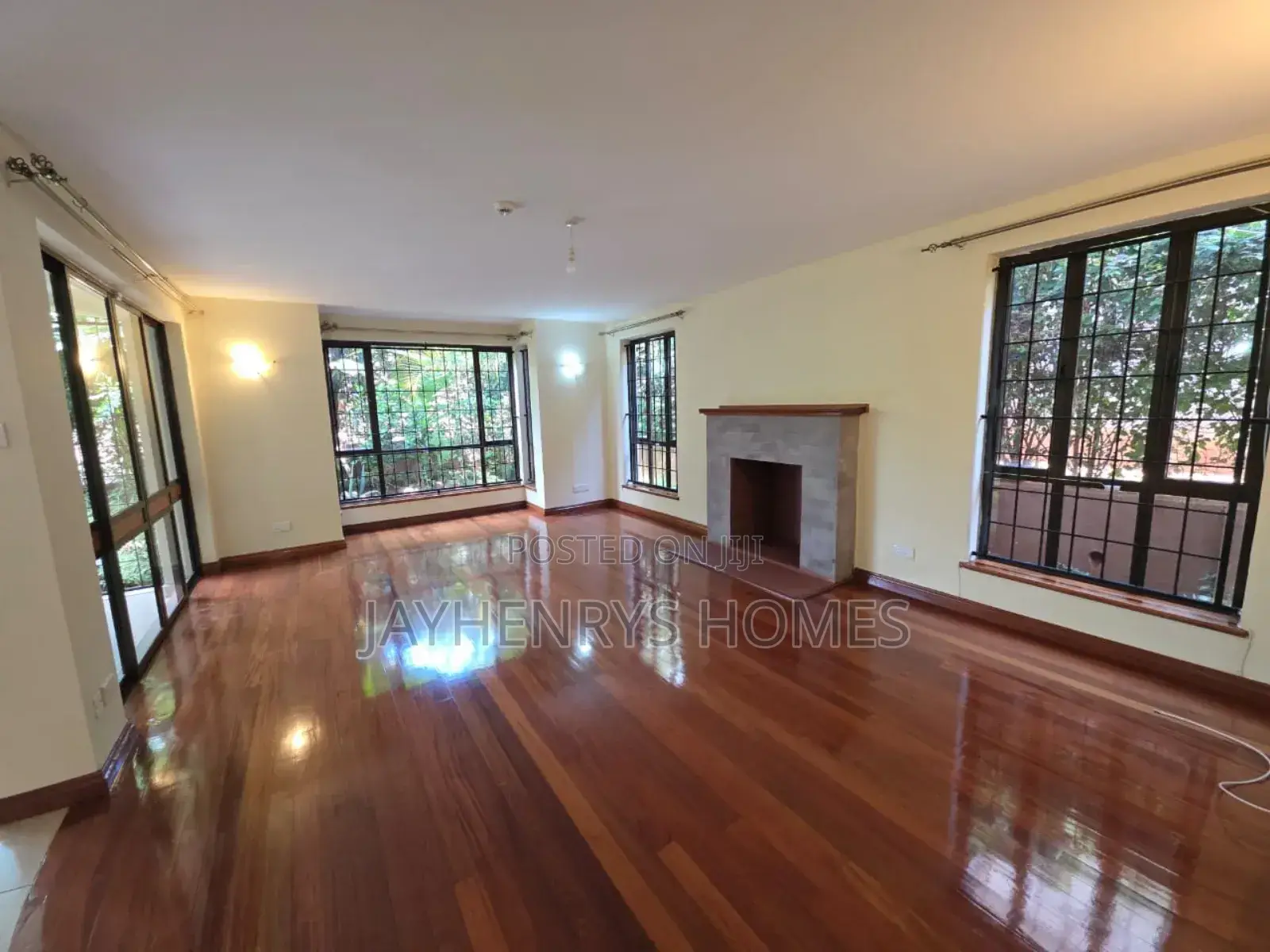 4bdrm Villa in Runda for rent