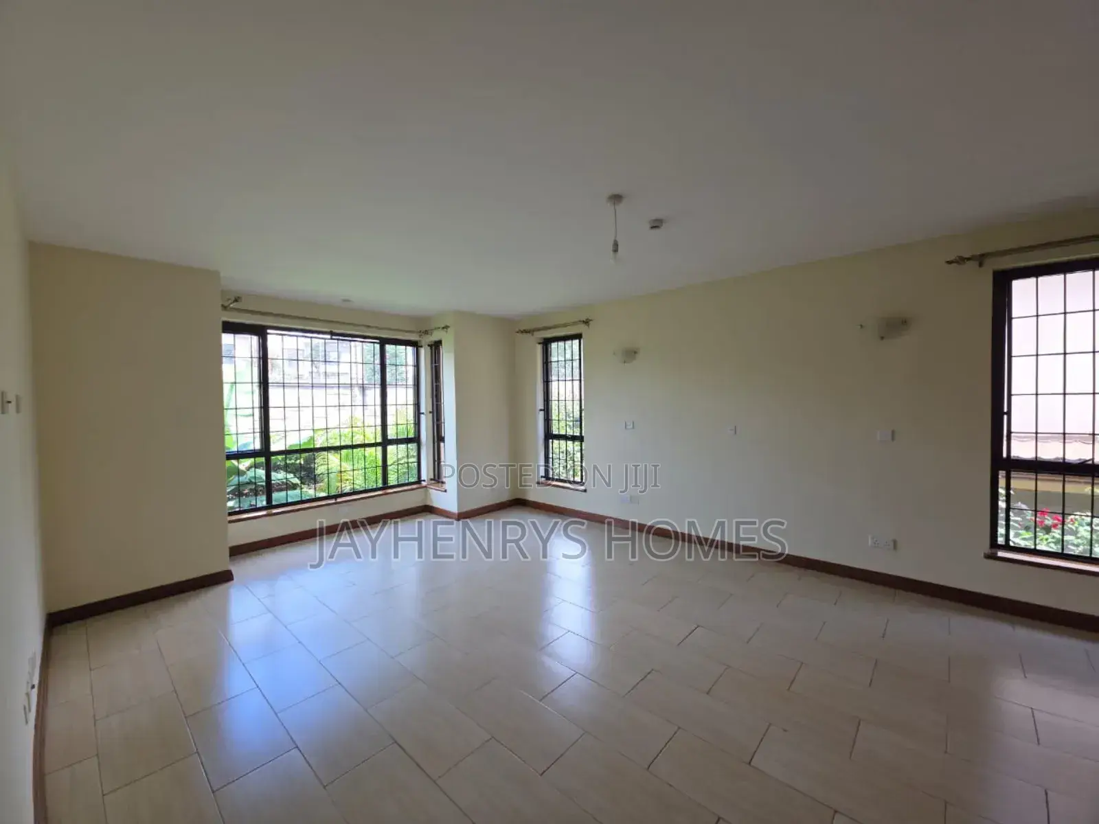 4bdrm Villa in Runda for rent