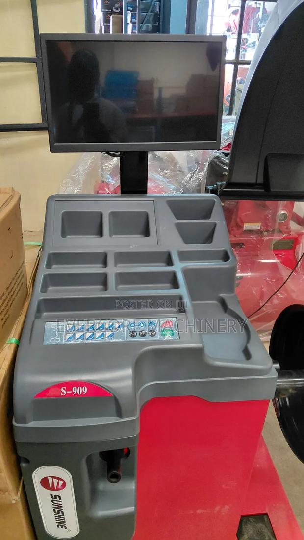 Commercial Tyre/Wheel Balancing Machines Single Phase. - thumbnail 2