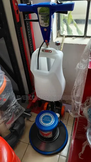 Heavy Duty Floor/Carpet Scrubbing Machine With Brushes.