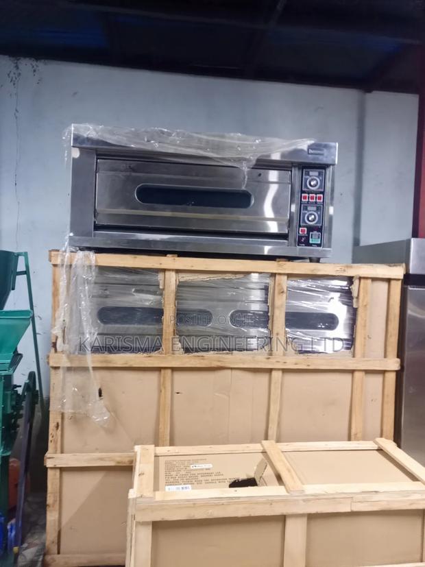 Single Deck Commercial Oven - main view