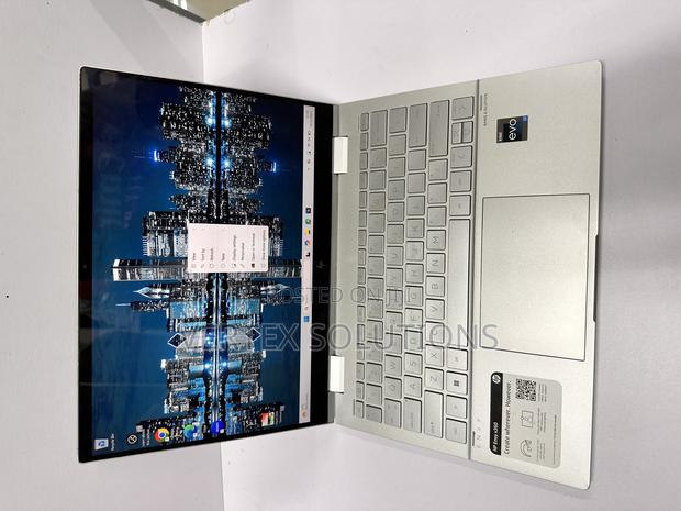 Laptop HP Envy x360 Convertible 15 es2xx 8GB Intel Core i7 SSD 512GB
