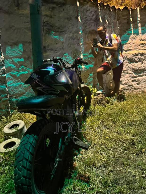 Honda CB 2020 Purple - main view