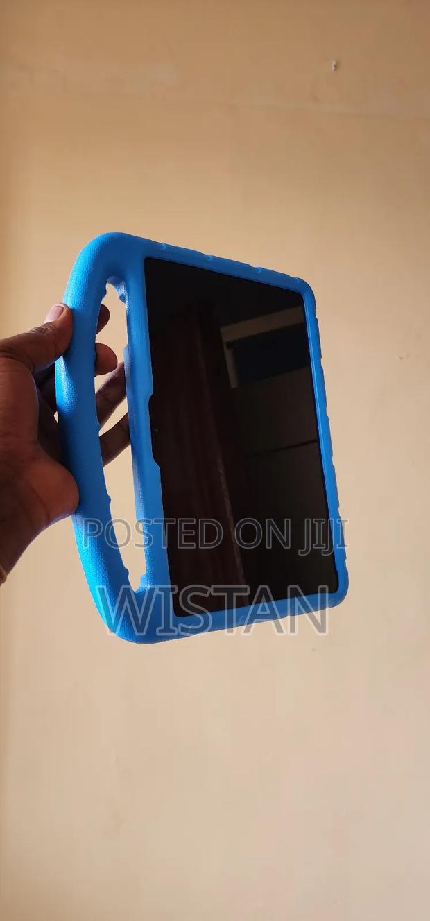 Lenovo Tab M10 64 GB Blue - main view