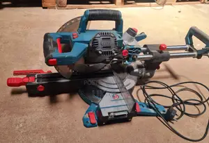 Erbauer Sliding Compound Mitre Saw.