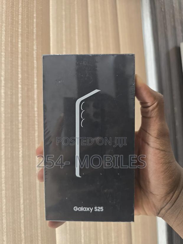 New Samsung Galaxy S25 256 GB Blue - thumbnail 2
