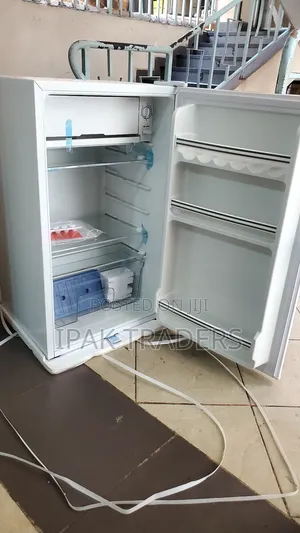 Ramtons 90 Liters Single Door Fridge, Titan Silver – Rf/214