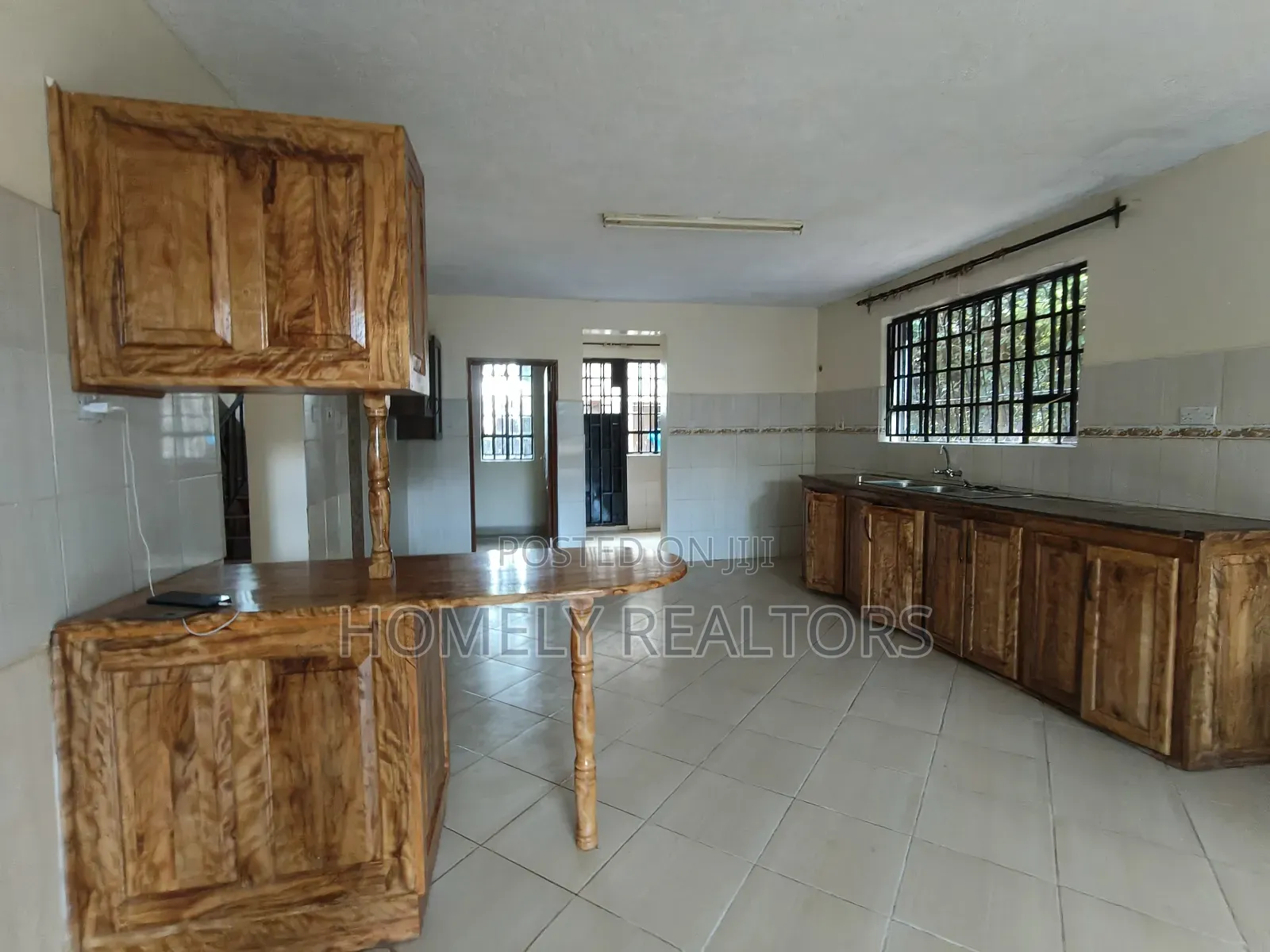 4bdrm Maisonette in Ngong, Kerarapon for rent