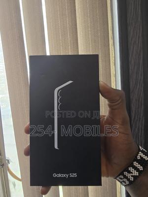 New Samsung Galaxy S25 128 GB Black - main view